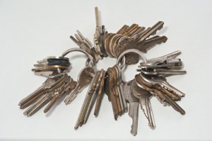 Si nuestra casa tiene diferentes accesos, el número de llaves crece rápidamente (Fotografía de Pennuja).