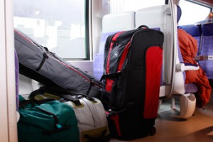 Durante un viaje en tren a menudo no se pueden tener bajo control las maletas ni las personas que suben y bajan en las paradas.
