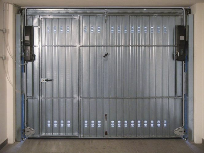 640 - Cerradura para puertas basculantes de garaje